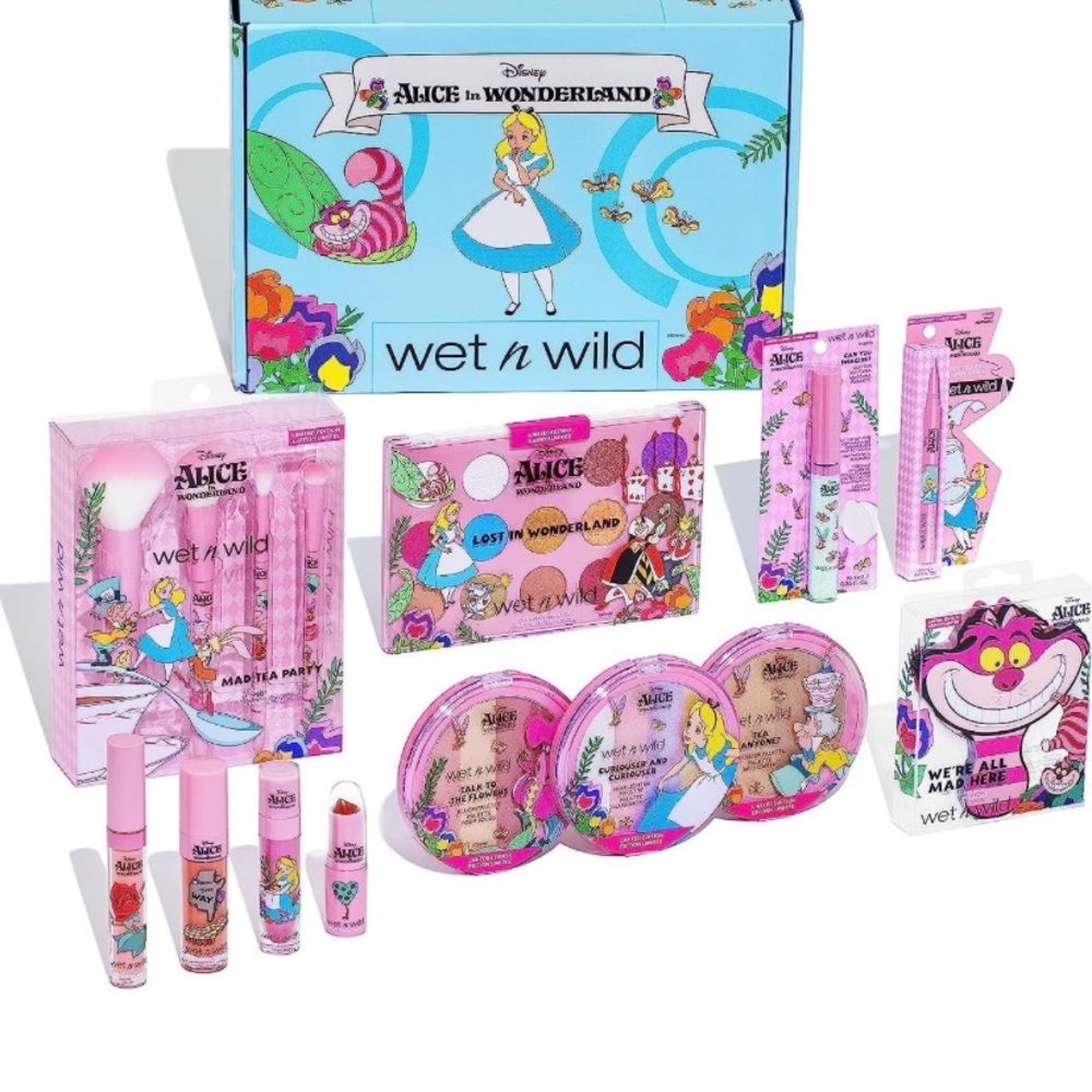 Wet n Wild Alice in Wonderland Makeup Set